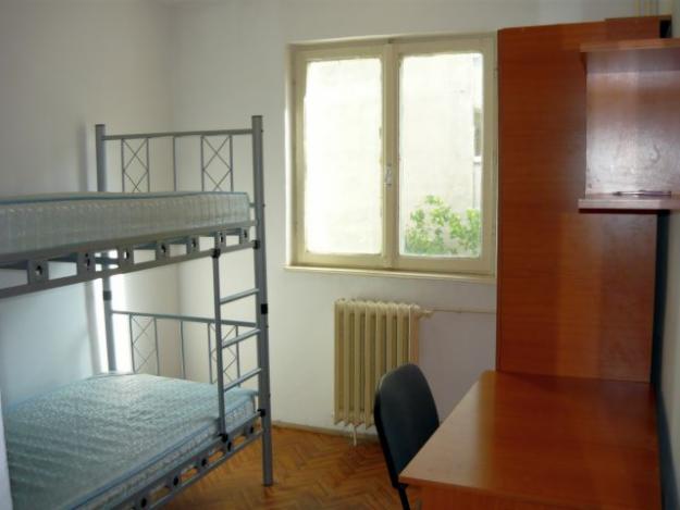 Oferta de inchiriat, Oradea: se cauta colega (fata/femee) - Pret | Preturi Oferta de inchiriat, Oradea: se cauta colega (fata/femee)