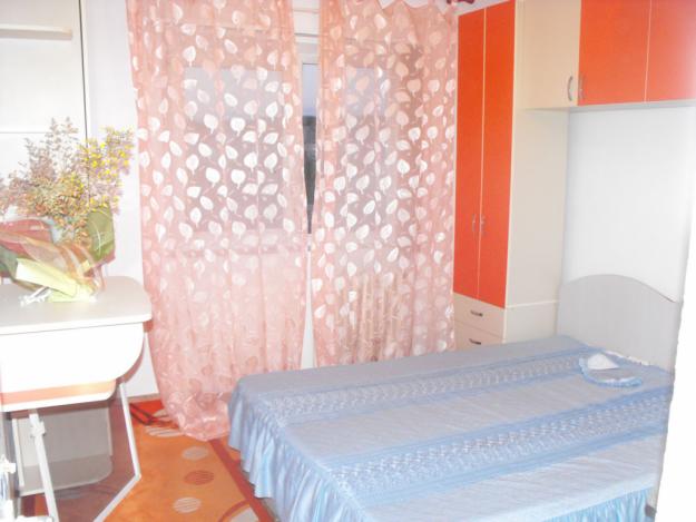 PF 2Camere, D, zona dacia, Iasi, CT, g+f, mobilat complet, aragaz, masina spalat - Pret | Preturi PF 2Camere, D, zona dacia, Iasi, CT, g+f, mobilat complet, aragaz, masina spalat