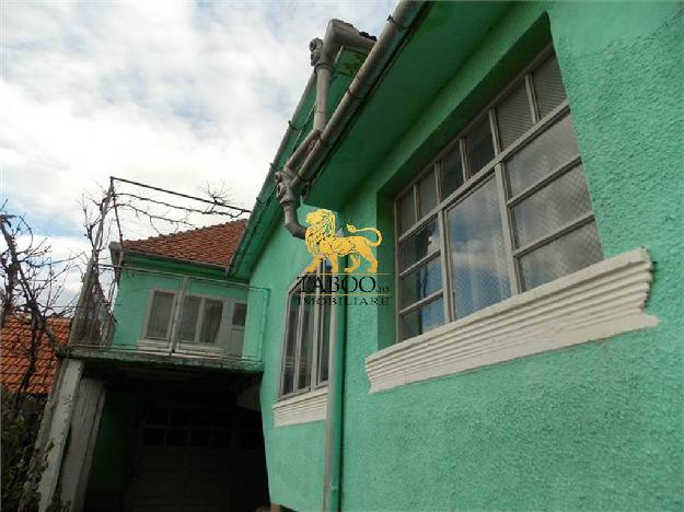 Casa de vanzare singur in curte zona Piata Cluj Sibiu - Pret | Preturi Casa de vanzare singur in curte zona Piata Cluj Sibiu