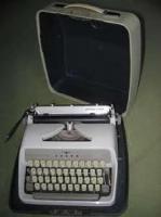 Masina mecanica de scris,cu 