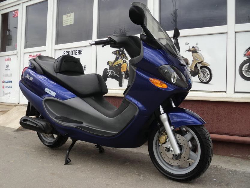 Ser Moto vinde Piaggio X9 250 CC - Pret | Preturi Ser Moto vinde Piaggio X9 250 CC