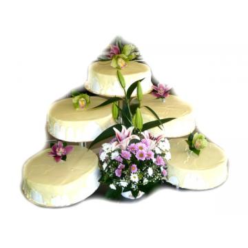 Tort Nunta decor flori naturale - Pret | Preturi Tort Nunta decor flori naturale