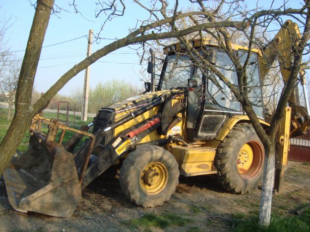 ofer spre inchiriere utilaj buldoexcavator caterpillar - Pret | Preturi ofer spre inchiriere utilaj buldoexcavator caterpillar