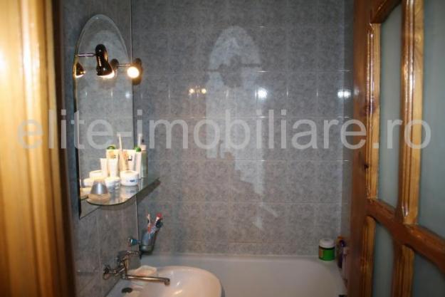 Vanzare apartament 3 camere in zona Tomis Nord - Pret | Preturi Vanzare apartament 3 camere in zona Tomis Nord