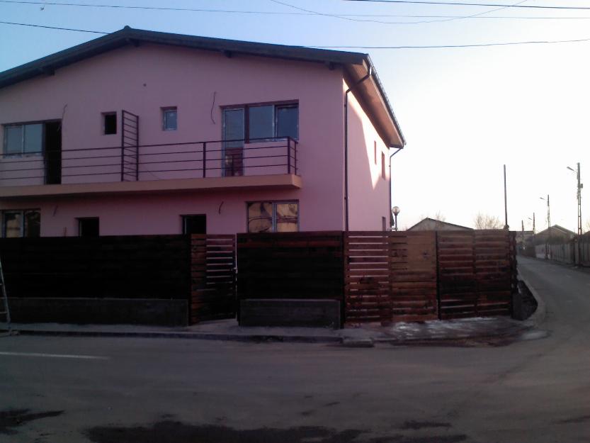 Casa in duplex de vanzare in Otopeni, aproape de DN1, predare la cheie - Pret | Preturi Casa in duplex de vanzare in Otopeni, aproape de DN1, predare la cheie