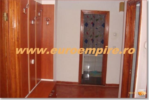 Inchiriez apartament 3 camere B-dul mamaia - Pret | Preturi Inchiriez apartament 3 camere B-dul mamaia