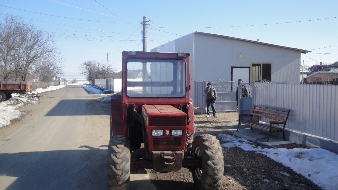 vand tractor fiat 80 66 cu incarcator fronta - Pret | Preturi vand tractor fiat 80 66 cu incarcator fronta