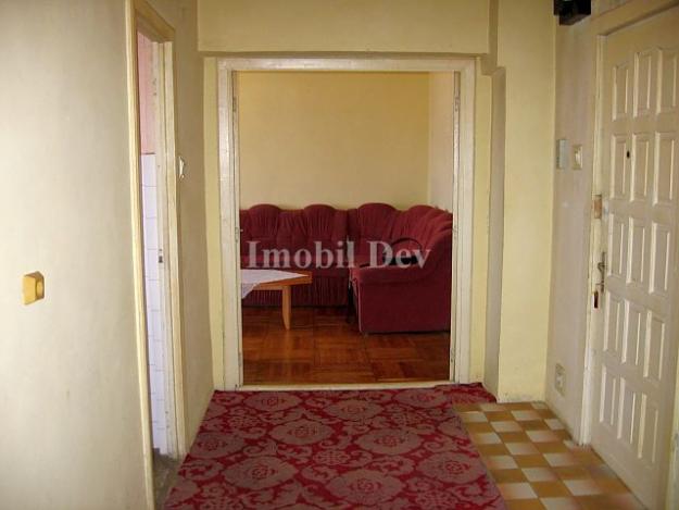 De vanzare apartament 2 camere, 2 balcoane, Deva - Pret | Preturi De vanzare apartament 2 camere, 2 balcoane, Deva