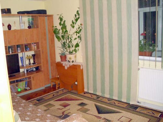 Bacau, vand apartament cu 2 camere, decomandat, etaj intermediar, zona Republicii. - Pret | Preturi Bacau, vand apartament cu 2 camere, decomandat, etaj intermediar, zona Republicii.