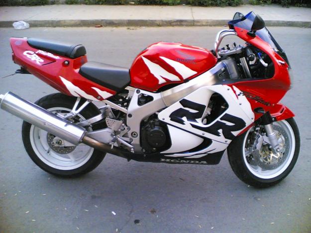 VAND MOTO HONDA CBR 900 RR FIREBLADE - Pret | Preturi VAND MOTO HONDA CBR 900 RR FIREBLADE