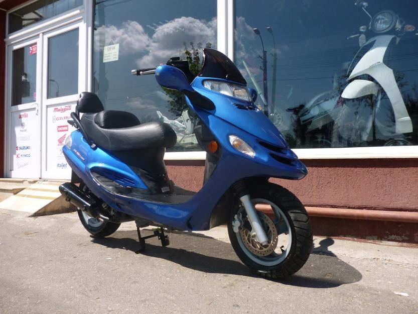 Ser Moto vinde Kymco Dink 200 - Pret | Preturi Ser Moto vinde Kymco Dink 200