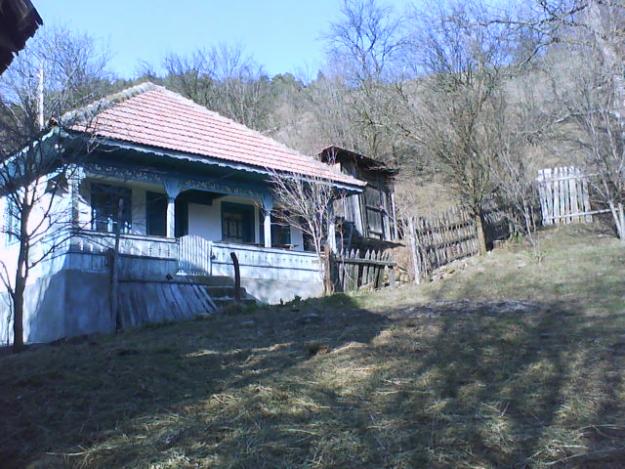 Casa si pamant de vanzare - Pret | Preturi Casa si pamant de vanzare