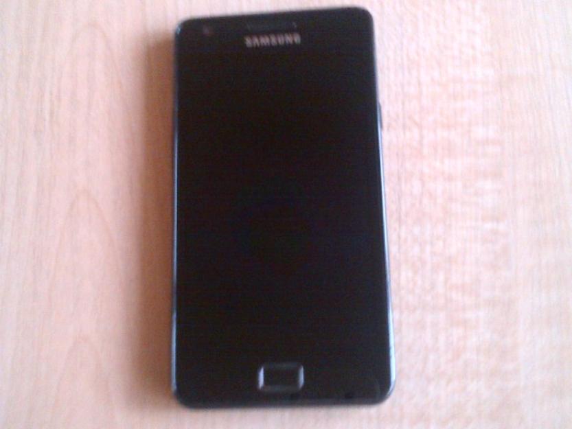 www.FIXTELGSM.ro Samsung Galaxy S2 black,white folosite stare buna,incarcator original - Pret | Preturi www.FIXTELGSM.ro Samsung Galaxy S2 black,white folosite stare buna,incarcator original