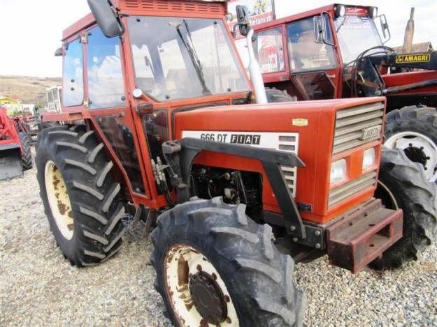 Tractor agricol Fiat 666 DT cu cabina - Wirax - Pret | Preturi Tractor agricol Fiat 666 DT cu cabina - Wirax