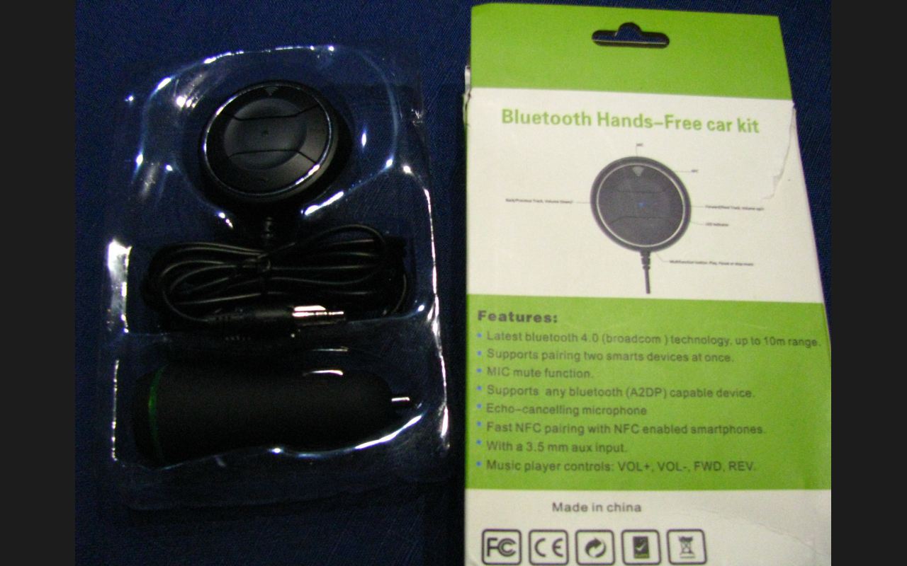 Car Kit JRBC01, Bluetooth, NFC, AUX pe boxele masinii - Pret | Preturi Car Kit JRBC01, Bluetooth, NFC, AUX pe boxele masinii