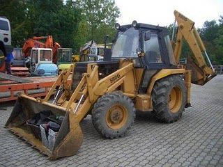 BULDOEXCAVATOR IEFTIN DE VANZARE SECOND HAND Case 580 G 4x4 BAU 1990 10.900 Euro - Pret | Preturi BULDOEXCAVATOR IEFTIN DE VANZARE SECOND HAND Case 580 G 4x4 BAU 1990 10.900 Euro