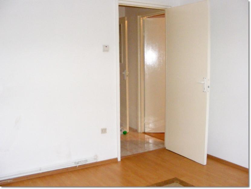 Apartament cu 3 camere, 65 mp utili, Astra. - Pret | Preturi Apartament cu 3 camere, 65 mp utili, Astra.