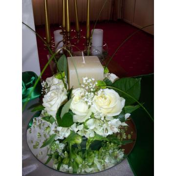 Aranjament floral pentru masa invitatilor - Pret | Preturi Aranjament floral pentru masa invitatilor