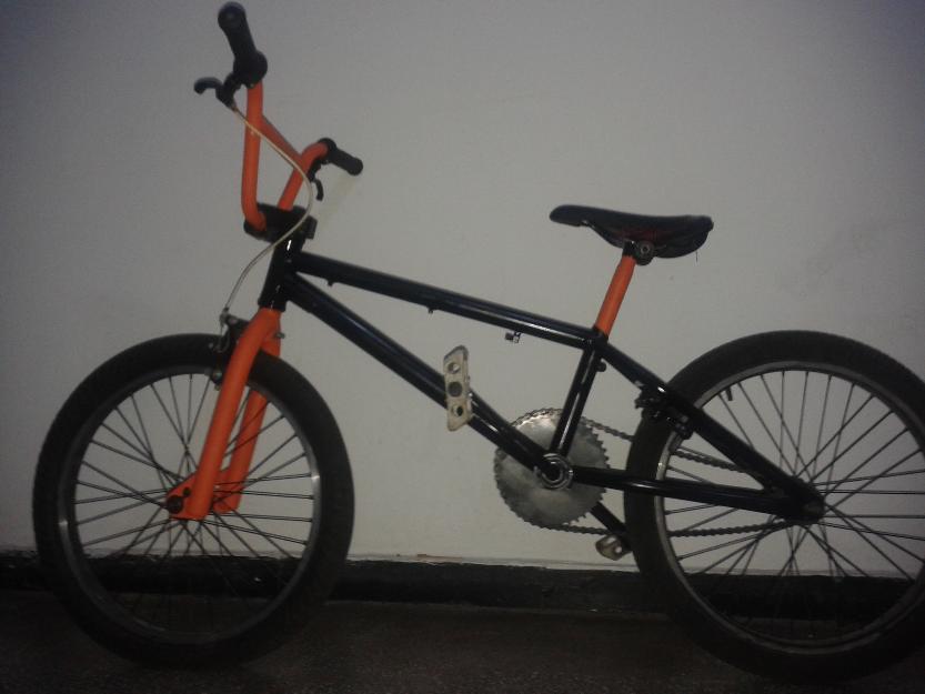 Bicicleta BMX Eastern Bike, Jumper - Pret | Preturi Bicicleta BMX Eastern Bike, Jumper