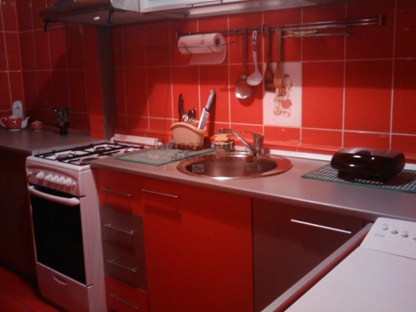 Eroii Revolutiei, metrou, lux, 2 camere decomandat - Pret | Preturi Eroii Revolutiei, metrou, lux, 2 camere decomandat