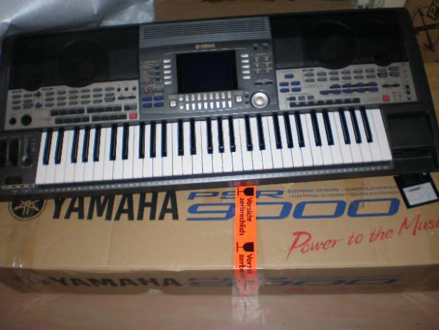 Vand Yamaha PSR 9000 TOP CONDITION +hard disk+64 mb Ram ,950 euro - Pret | Preturi Vand Yamaha PSR 9000 TOP CONDITION +hard disk+64 mb Ram ,950 euro