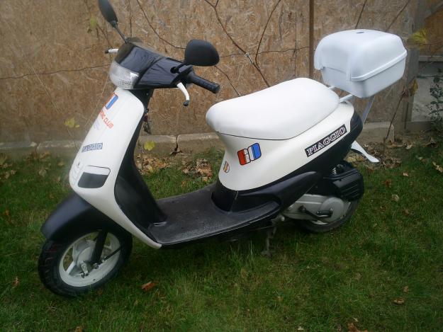 PIAGGIO ZIP AN PERFECTA STARE DE FUNCTIONARE PORNESTE LA BUTON PEDALA MOTOR DE 49 CM SAU C - Pret | Preturi PIAGGIO ZIP AN PERFECTA STARE DE FUNCTIONARE PORNESTE LA BUTON PEDALA MOTOR DE 49 CM SAU C
