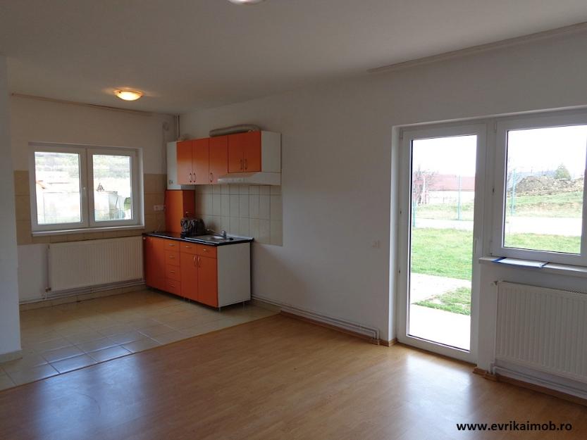 Inchiriez apartament in duplex, 3 camere, s.c. 120 mp in Sura Mare - Pret | Preturi Inchiriez apartament in duplex, 3 camere, s.c. 120 mp in Sura Mare