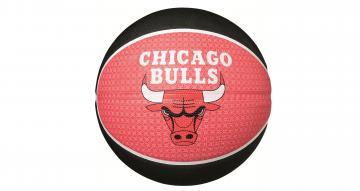 Minge Baschet Spalding Model Chicago Bulls Marime: 7 - Pret | Preturi Minge Baschet Spalding Model Chicago Bulls Marime: 7