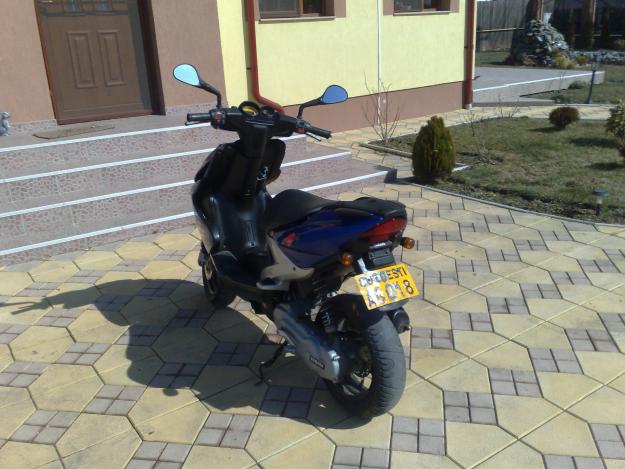 Vand scuter Yamaha Aerox - Pret | Preturi Vand scuter Yamaha Aerox