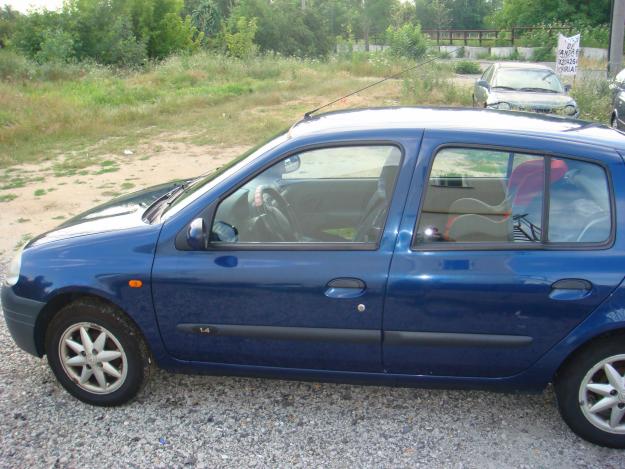 Vand Renault Clio Symbol 2001, 1.4, 116.000 Km 12.000 L negociabil - Pret | Preturi Vand Renault Clio Symbol 2001, 1.4, 116.000 Km 12.000 L negociabil