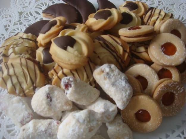 Prajituri, fursecuri, si nu numai, 20lei / kg - Pret | Preturi Prajituri, fursecuri, si nu numai, 20lei / kg