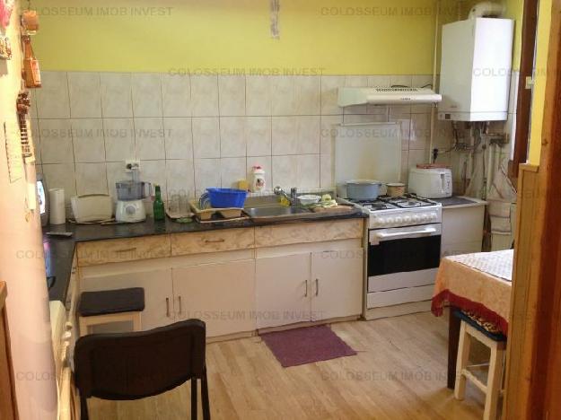 Vanzare Apartament 4 camere Tractorul, Brasov 55000 Euro - Pret | Preturi Vanzare Apartament 4 camere Tractorul, Brasov 55000 Euro