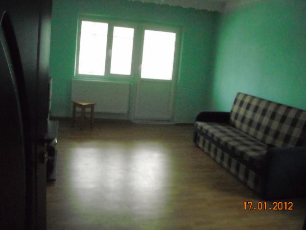 Inchiriez apartament 2 camere - Pret | Preturi Inchiriez apartament 2 camere