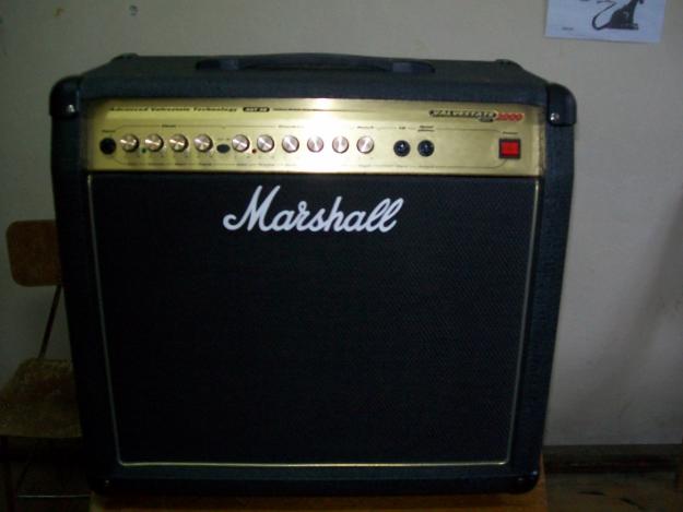 Marshall Valvstate 2000 amplificator de chitara (combo) - Pret | Preturi Marshall Valvstate 2000 amplificator de chitara (combo)