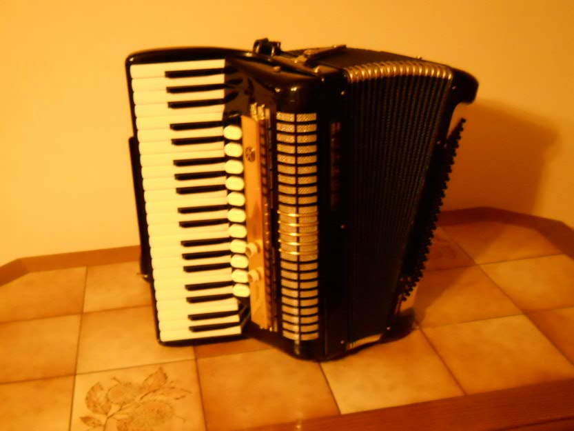 acordeon hohner verdi 5 CB - Pret | Preturi acordeon hohner verdi 5 CB