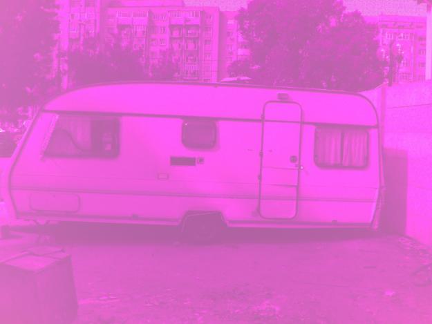 VAND rulota 6 persoane 500E discutabil sau dezmambrez - Pret | Preturi VAND rulota 6 persoane 500E discutabil sau dezmambrez