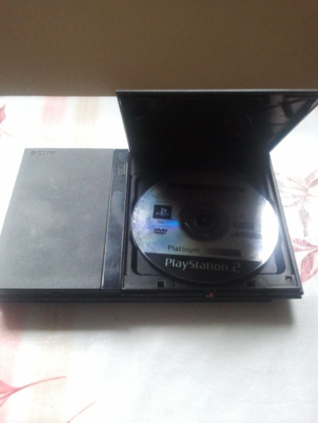 playstation 2 slim - Pret | Preturi playstation 2 slim