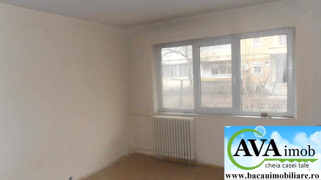 Ofer la vanzare apartament cu 2 camere semidecomandat in zona Bancorex - Pret | Preturi Ofer la vanzare apartament cu 2 camere semidecomandat in zona Bancorex