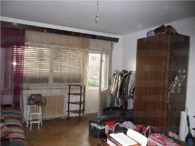 Apartament 3 camere decomandat langa Parcul Cismigiu - Pret | Preturi Apartament 3 camere decomandat langa Parcul Cismigiu