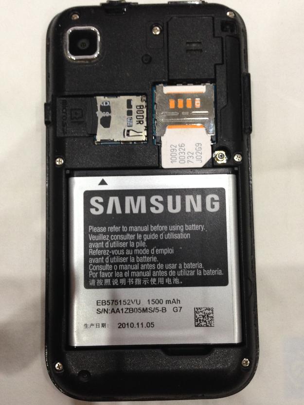Samsung Galaxy S1 I9000 |8gb| + incarcator + cablu de date + casti - Pret | Preturi Samsung Galaxy S1 I9000 |8gb| + incarcator + cablu de date + casti