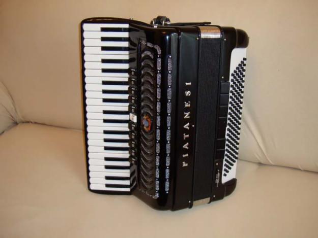 Vand acordeon italian 120 basi polifonie 4/5 - Pret | Preturi Vand acordeon italian 120 basi polifonie 4/5