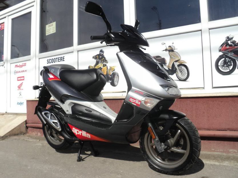 Ser moto vinde aprilia sr ~ stare perfecta! promotie! - Pret | Preturi Ser moto vinde aprilia sr ~ stare perfecta! promotie!