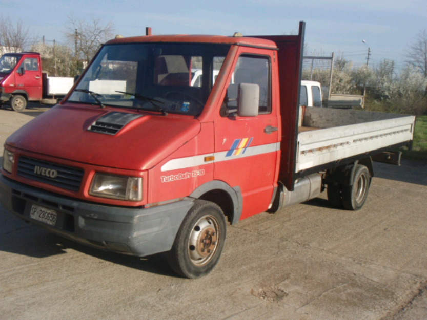 IVECO TurboDaily 35-10 Pritsche Camioneta cu Lada bena - Pret | Preturi IVECO TurboDaily 35-10 Pritsche Camioneta cu Lada bena