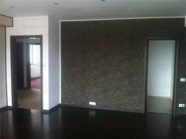 Inchiriere apartament 4 camere Pipera Jollie Ville - Pret | Preturi Inchiriere apartament 4 camere Pipera Jollie Ville