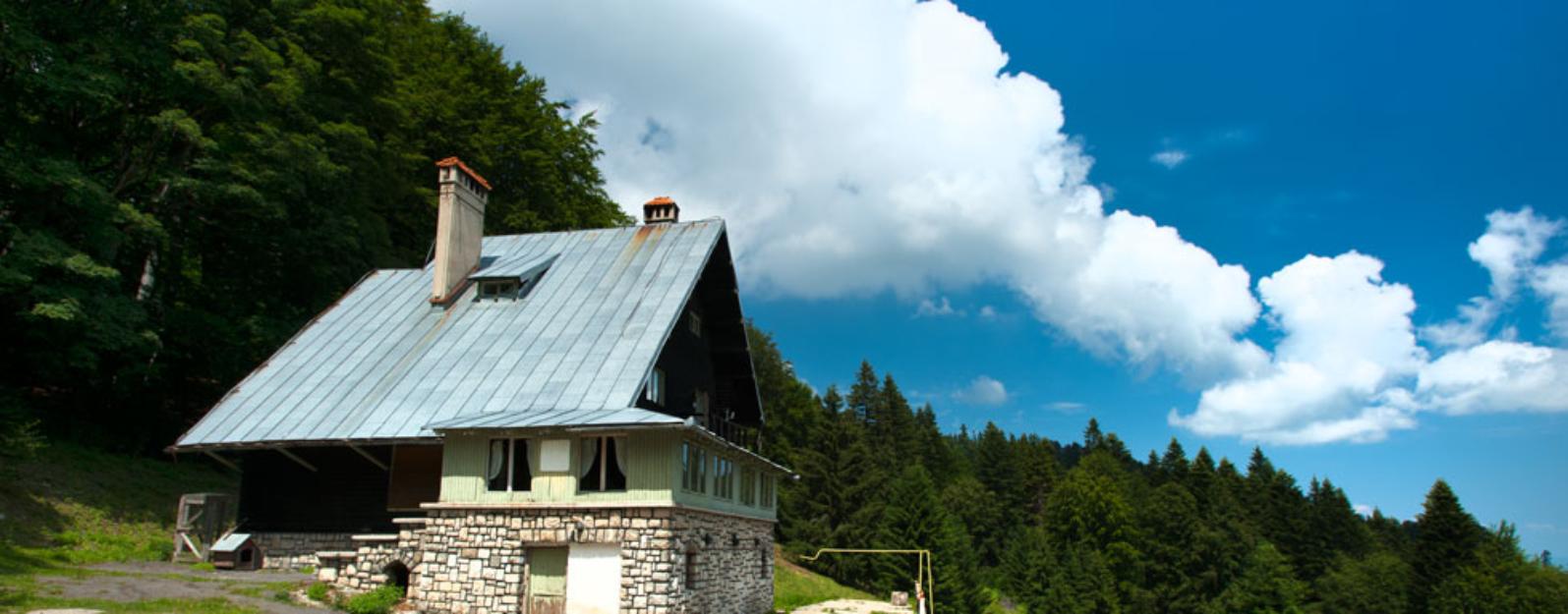 Cabana de vanzare la munte - Pret | Preturi Cabana de vanzare la munte