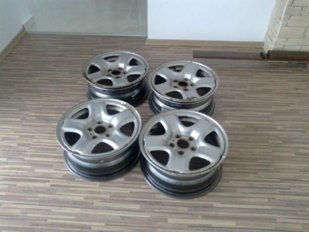 Vand jante tabla pe 16' originale in 5 gauri 5x114,3 Toyota RAV 4 - Pret | Preturi Vand jante tabla pe 16' originale in 5 gauri 5x114,3 Toyota RAV 4