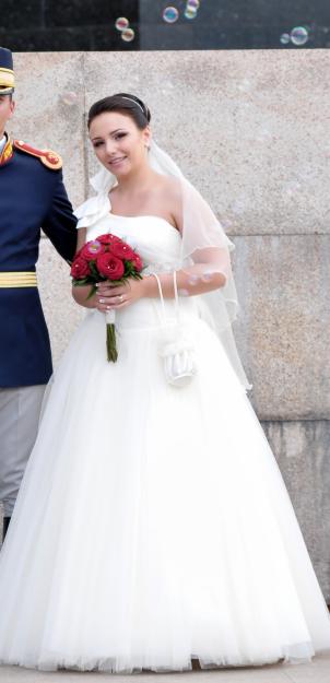 vand urgent rochie de mireasa casa elegance - Pret | Preturi vand urgent rochie de mireasa casa elegance