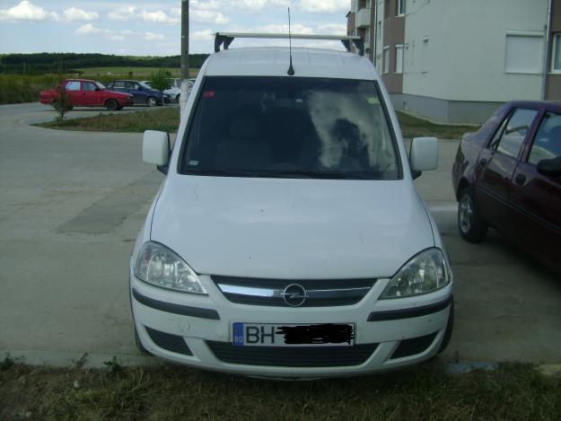 Opel Combo - Tour Clima 1.7 DTi - Pret | Preturi Opel Combo - Tour Clima 1.7 DTi