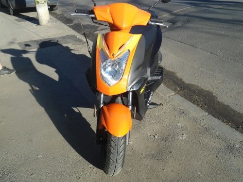 Vand scuter Kymco, an 2011 - Pret | Preturi Vand scuter Kymco, an 2011