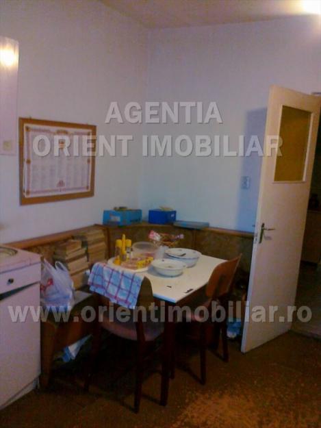 Apartament 3 camere, zona gara, constanta, vanzare, URGENT - Pret | Preturi Apartament 3 camere, zona gara, constanta, vanzare, URGENT
